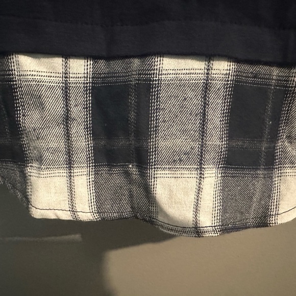 NWT flannel trimmed hooded top - Picture 3 of 7
